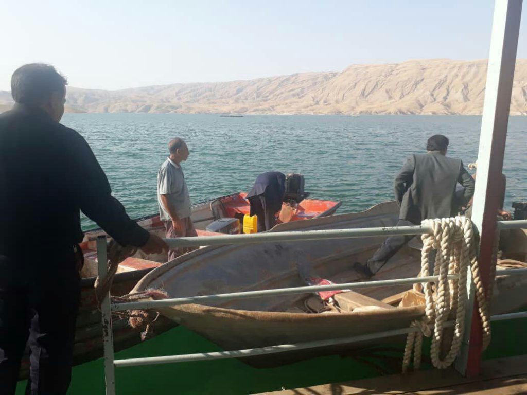 بازدید معاون مجری توسعه پرورش ماهی شیلات ایران ازپرورش دهندگان ماهی در قفس رماوند بساط بیگی
