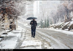 آغاز بارش برف در استان لرستان از بعد از ظهر امروز