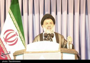 امام‌ جمعه خرم‌آباد: ملت ایران در برابر آرایش تهاجمی دشمن آرایش مدیریت جهادی به وجود آورد