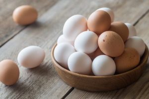 اطلاعاتی جالب درباره تخم مرغ که از آنها بی‌خبرید + فیلم