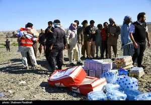 پایگاه‌های جمع‌آوری کمک به سیل‌زدگان سیستان‌ و بلوچستان در کوهدشت برپا شد
