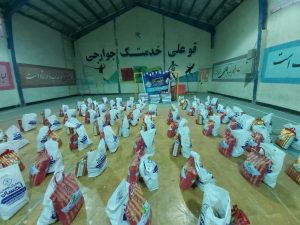 :توزیع ۷۰ بسته حمایتی ستاد احسان ستاد اجرایی فرمان امام درشهر  کوهنانی