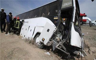 واژگونی اتوبوس مسافران کوهدشت در محور قم