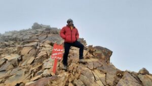 صعود خبرنگار خبرگزاری صدا و سیما به دومین قله ی بلند ایران