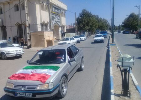 رژه موتوری در شهر کوهنانی به مناسبت اولین روز هفته دفاع مقدس  برگزار شد