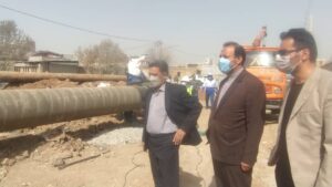 بازدید فرماندار کوهدشت از پروژه نصب خط انتقال آب کمربند شمالی شهر کوهدشت