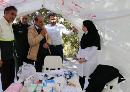 گزارش تصویری /۵ تیم بهداشتی درمانی بسیج به مناطق محروم و صعب العبور کوهدشت اعزام شدند