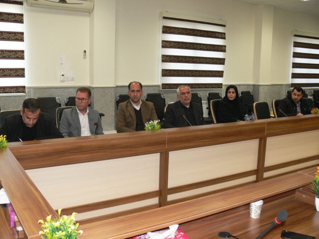 گزارش :جلسه ستاد اجرایی یادواره شهدای شهرستان رومشکان برگزار شد.