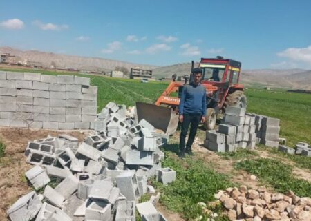 تخریب یک مورد ساخت و ساز غیرمجاز در اراضی زراعی و باغی روستای «رشنو» شهرستان رومشکان