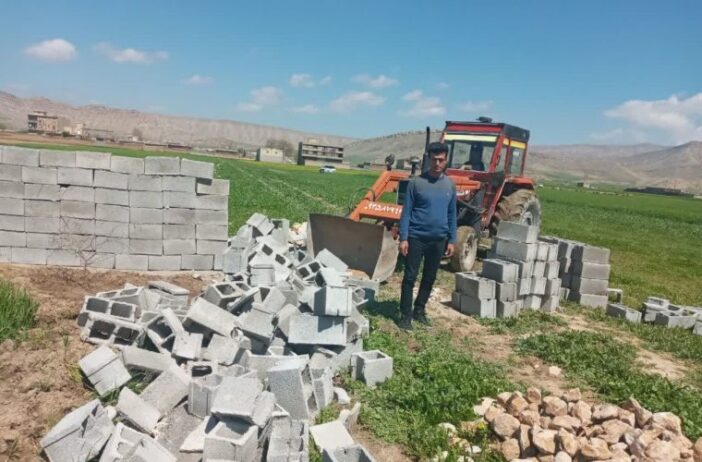 تخریب یک مورد ساخت و ساز غیرمجاز در اراضی زراعی و باغی روستای «رشنو» شهرستان رومشکان