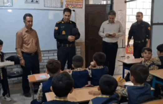 تکریم خانواده همکار فقید در نخستین روز مهر