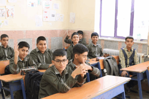 آینده سازان کشور،چشم انتظار عمل نهادها،بانک ها و صنایع به مسئولیت های اجتماعی