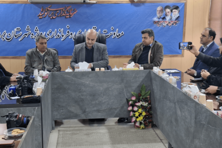 رتبه اول بانوان بروجردی در ثبت‌نام انتخابات شوراهای لرستان