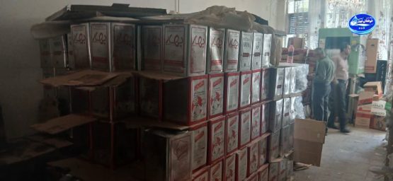 کشف هشت تن روغن فاسد و پلمب یک اغذیه‌فروشی در بروجرد